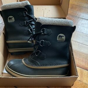 Sorel Black and Tan Insulated waterproof boots youth